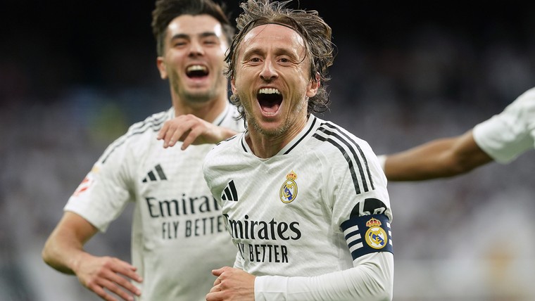 Recordparel van Modric brengt Real Madrid weer naast Barcelona aan kop