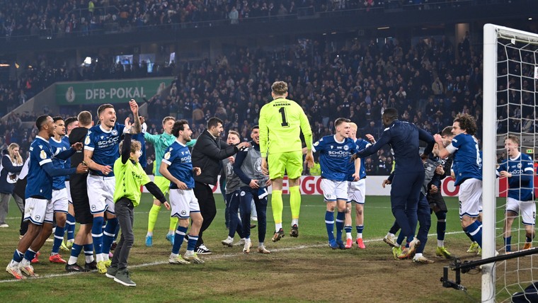 Trainer van Duitse stuntclub geeft spelers vrijbrief: 'Alles mag vanavond'