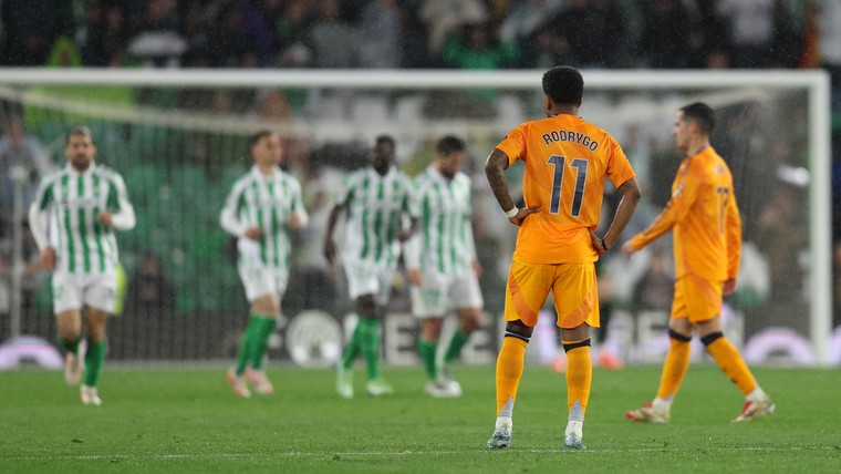 Real Madrid blijft maar kwakkelen en biedt Barça en Atlético gouden kans