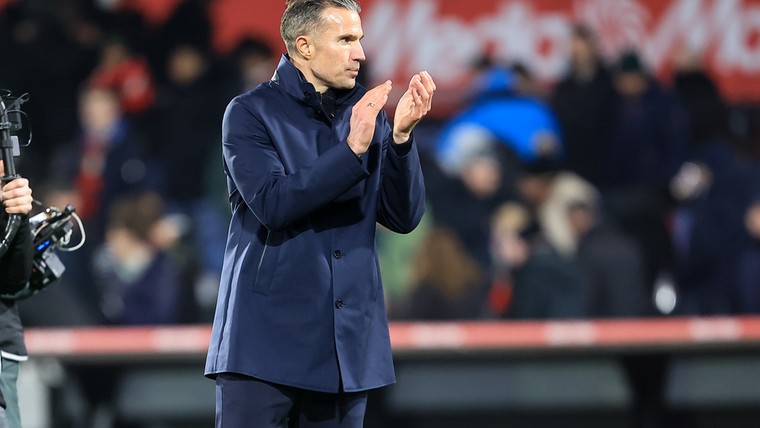 Van Persie lang van stof: 'Het waren heel lange meetings'