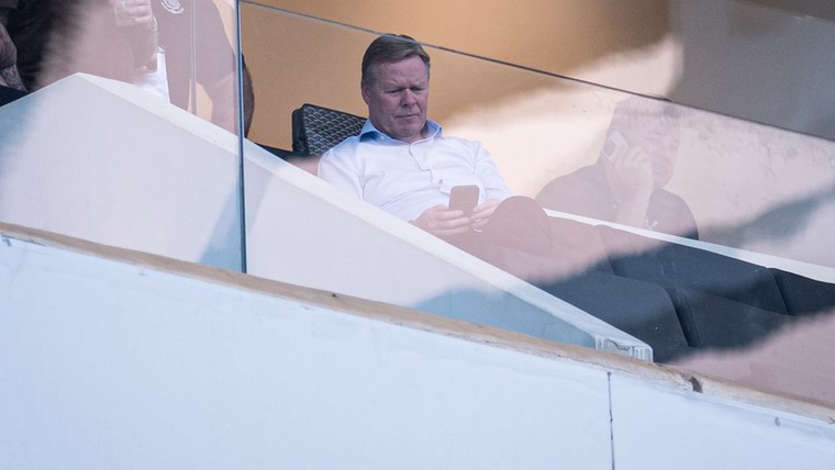 Koeman verklaart absentie Zirkzee: 'Ik vond hem niet goed genoeg'