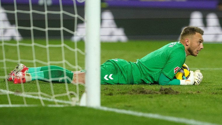 Cillessen ontpopt zich bij Las Palmas tot strafschoppenspecialist