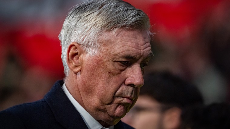 Irritaties bij Ancelotti na vraag over Vinícius: 'Ze denken alleen maar aan geld'