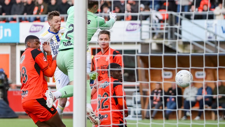 Balk slaat de bal in het doel: 'Snap niet dat de KNVB hier zo'n scheidsrechter op zet'