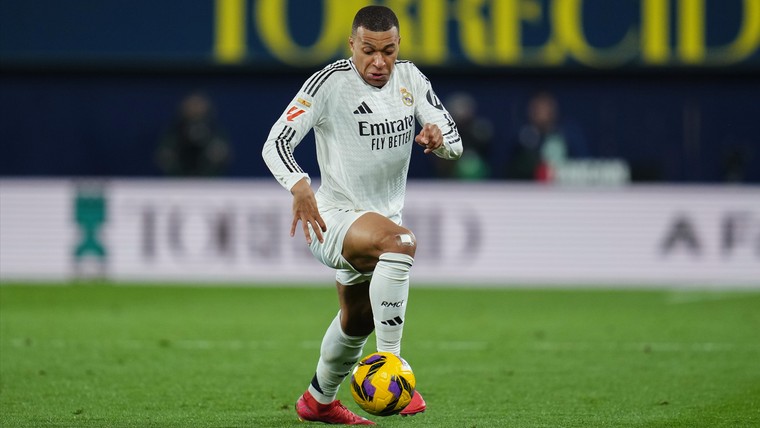 Mbappé is Ronaldo voorbij in eerste seizoen: 'Betekent niet dat ik groter ben'