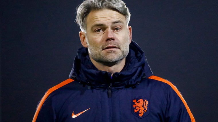 Nederland Onder-19 zet eerste stap naar EK-kwalificatie met zege in blessuretijd