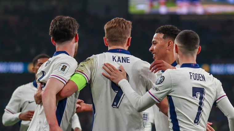 Engeland wint ruim van Letland, Henderson valt in slotfase in