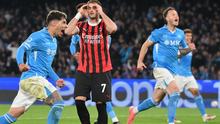 Gimenez deelt in penalty-malaise AC Milan: 'Pulisic wilde hem vertrouwen geven'