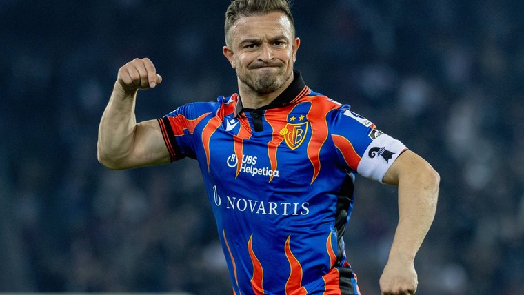'Messi van de Alpen' maakt bijnaam weer eens waar met wonderschoon doelpunt