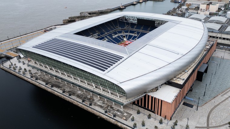Razend knap: Everton-fan verbannen uit stadion dat nog niet eens open is