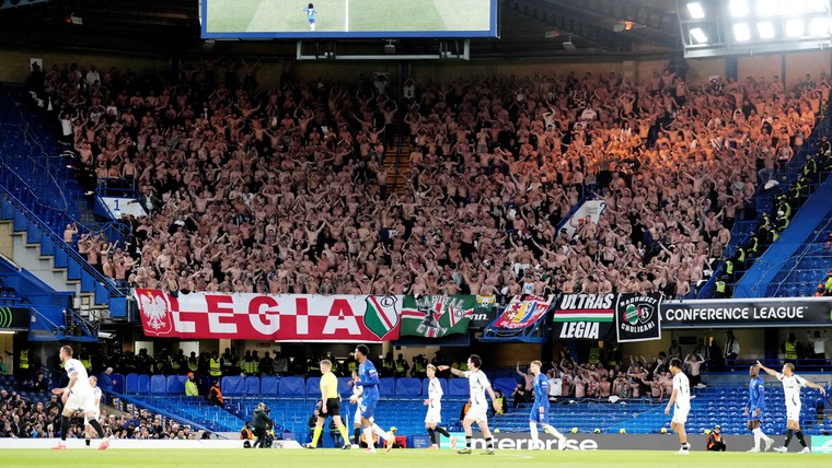 Chelsea overleeft dapper Legia, bizarre rode kaart kost Rapid de kop