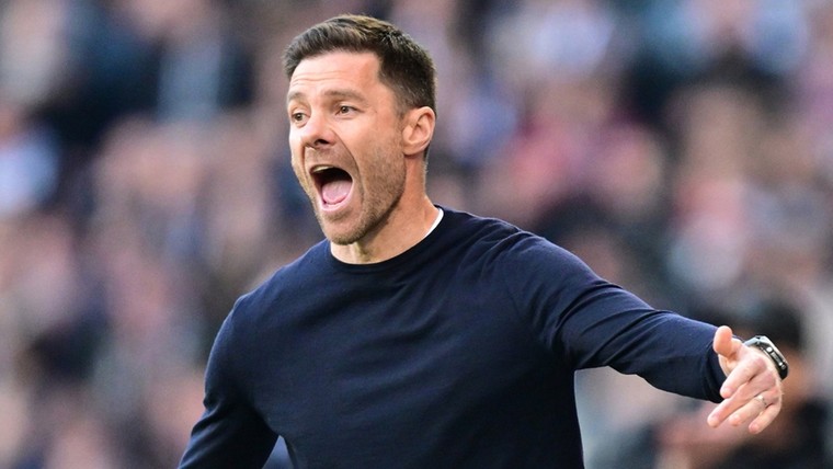 Bayern München heeft titel voor het grijpen na misstap Leverkusen