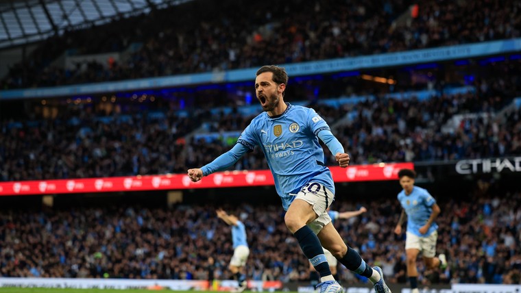 City op weg naar Champions League na late zege op Aston Villa