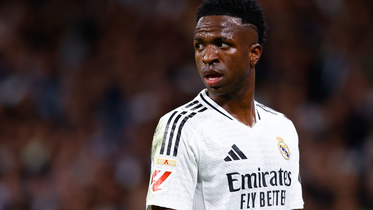 'Vinicius Júnior laat oliemiljoenen links liggen en verlengt bij Real Madrid'
