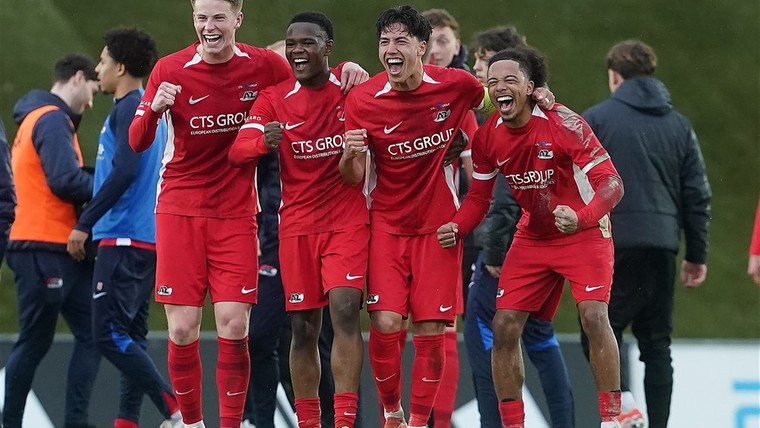 Youth League prooi voor AZ: 'We bewijzen de grote clubs elke keer het tegendeel'
