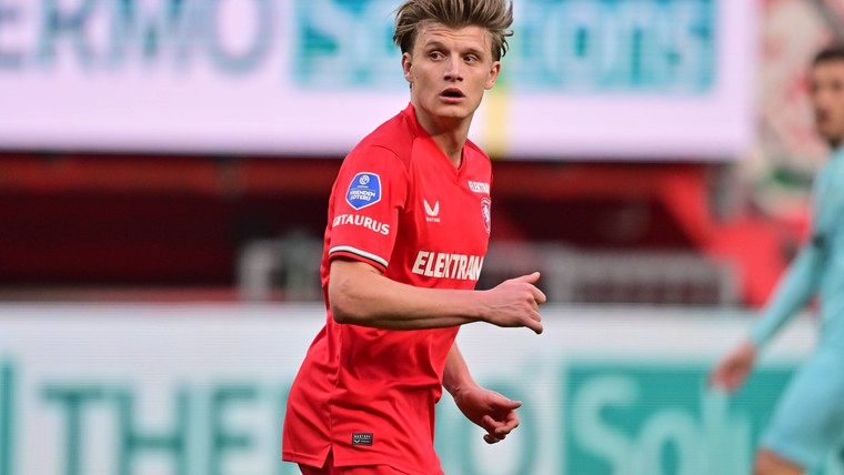 Feyenoord en FC Twente naderen elkaar langzaam richting een Steijn-deal