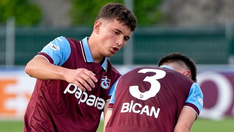 Trainer Trabzonspor verklaart de tranen na verloren Youth League-finale
