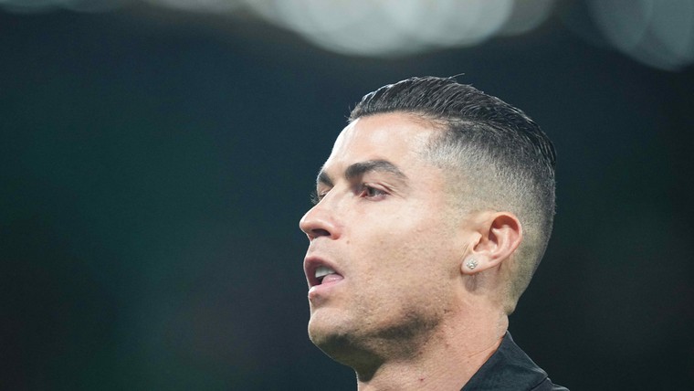 Stunt in Azië: Sai van Wermeskerken schakelt huilende Ronaldo uit