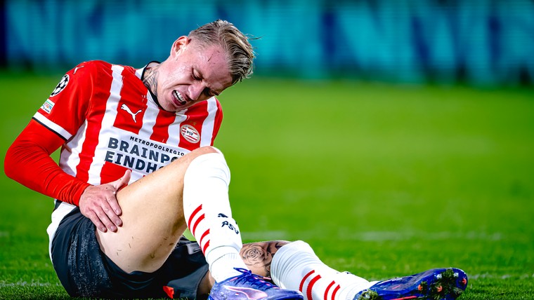 Stewart over problemen bij de backs van PSV: 'Jammer hoe dat gelopen is'