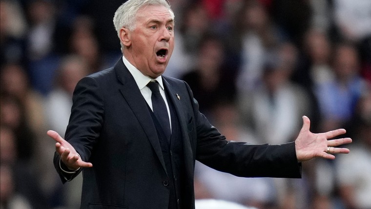 'Eindelijk duidelijkheid: Ancelotti kondigt na Clásico vertrek bij Real Madrid aan'