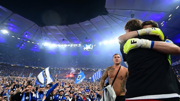 De gekte barst los bij HSV: 'Zeven jaar hebben we hierop gewacht'