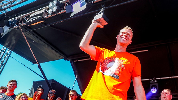 Volendam loopt uit voor kampioensfeest: 'God is een Volendammer'