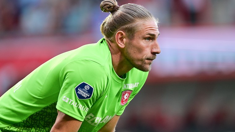 Blunder Unnerstall: doelman FC Twente leidt op knullige wijze gelijkmaker AZ in