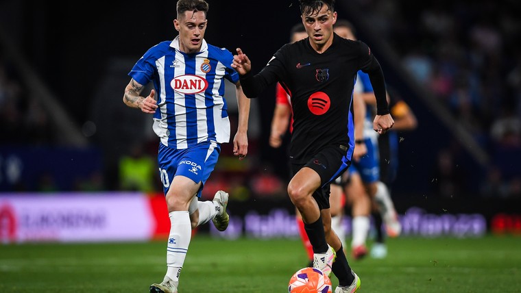 Pedri lovend over Flick: 'Hij heeft het team veranderd'