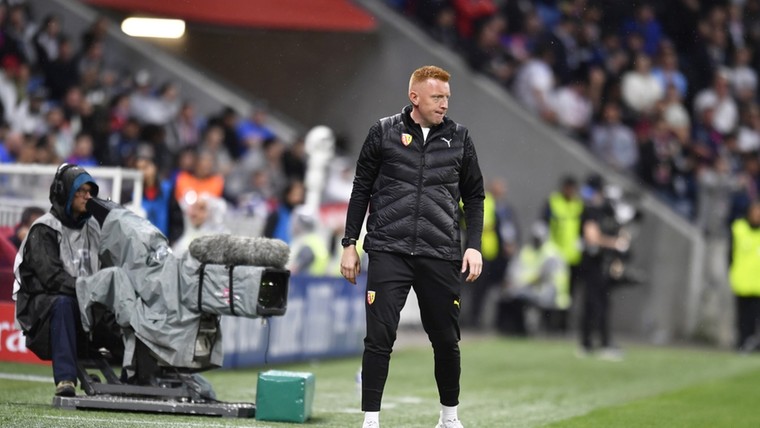 Still kondigt vertrek bij RC Lens aan: 'Ik moet bij mijn vrouw zijn'
