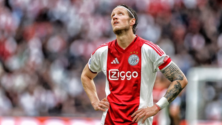 Ajax ruikt op zinderende slotdag aan titel, maar grijpt uiteindelijk mis