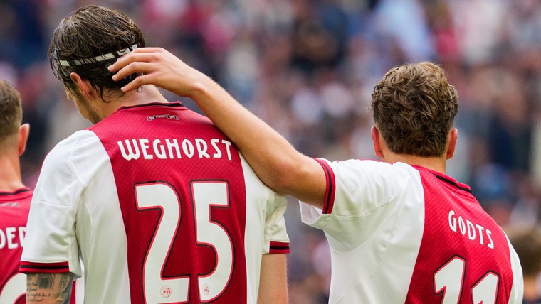 Weghorst verklaart duw aan cameraman