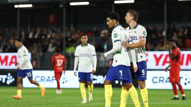 De Jong prijst ploeggenoot en VI's Speler van het Jaar: 'Exceptioneel'