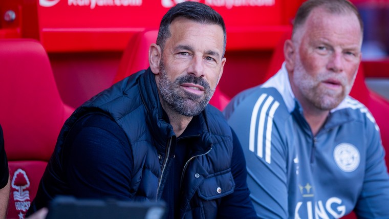 Van Nistelrooij las verhalen over vertrek ook: 'Maar heb nog niks gehoord'