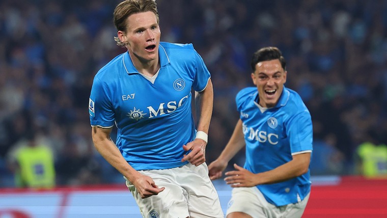 Heerlijke goal McTominay opmaat voor vierde Scudetto Napoli 