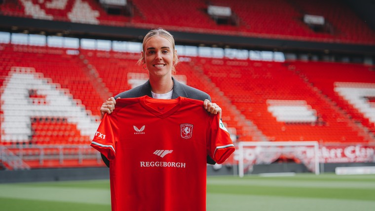 Twente Vrouwen slaat slag met terughalen 104-voudig international Roord