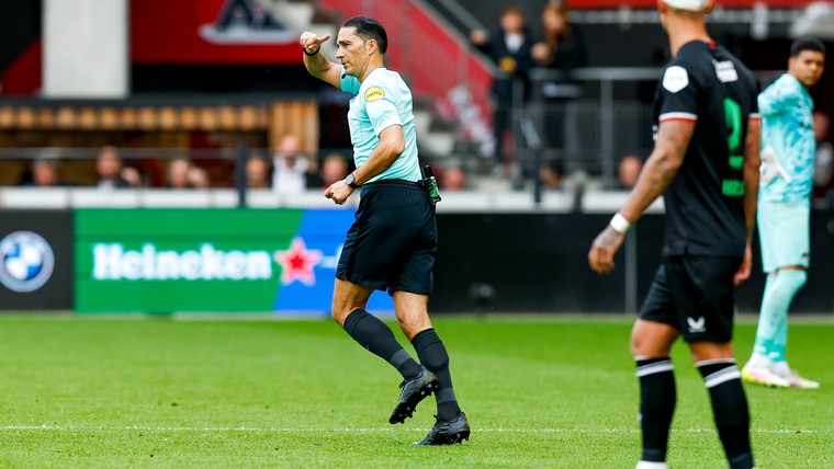 Van Wolfswinkel ontsnapt: 'In begin van seizoen was dit eerder rood geweest'