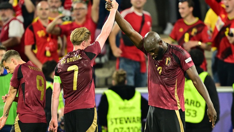 Kampioensgeschenk voor Napels: De Bruyne tekent contract