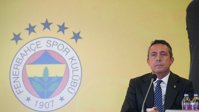 Protestmars en lege tribunes: zege druppel op gloeiende plaat voor Fenerbahçe