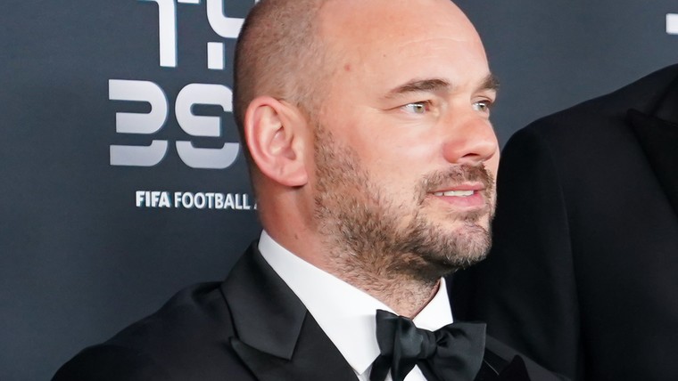 Oudste zoon van Sneijder staat voor debuut in profvoetbal