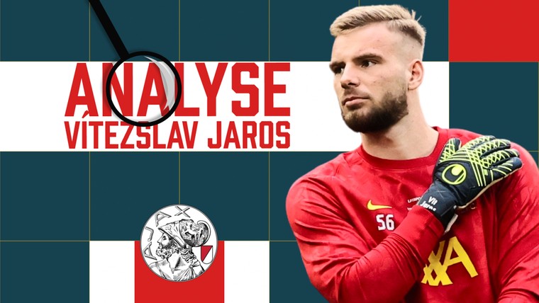 Ajax-keeper Vitezslav Jaros is een atletische meevoetballer
