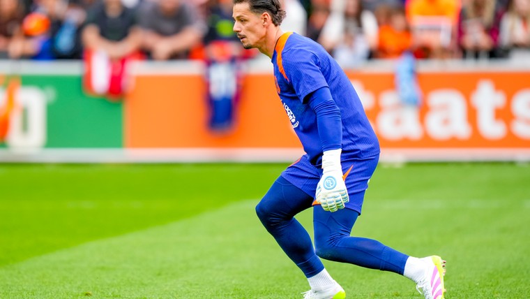 Miljoenen en meerjarig contract: Olij wordt nieuwe doelman PSV