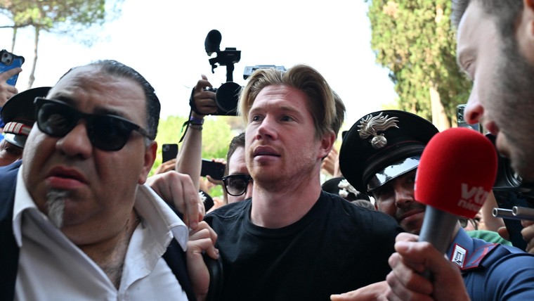 'God is neergestreken, De Bruyne grootste naam bij Napoli sinds Maradona'