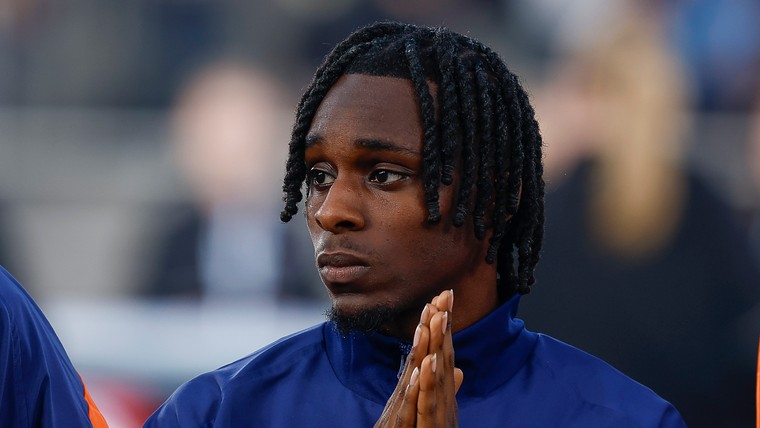 Kritiek op Liverpool-aankoop Frimpong: 'Gaat hij Salah in de weg lopen?'