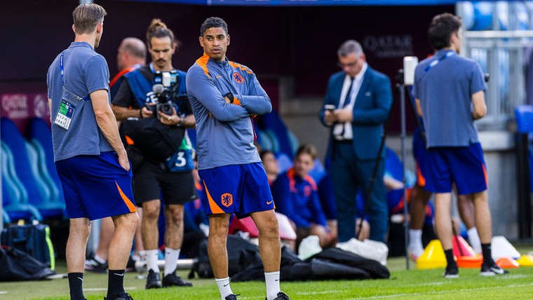 Opstelling Jong Oranje: zo vangt Reiziger geschorst drietal op