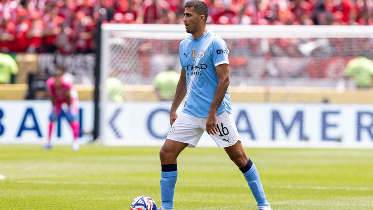 Rodri na 282 dagen weer terug in de basis bij Manchester City