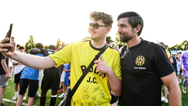 Frikadellen, vlaaien en een probleemtattoo