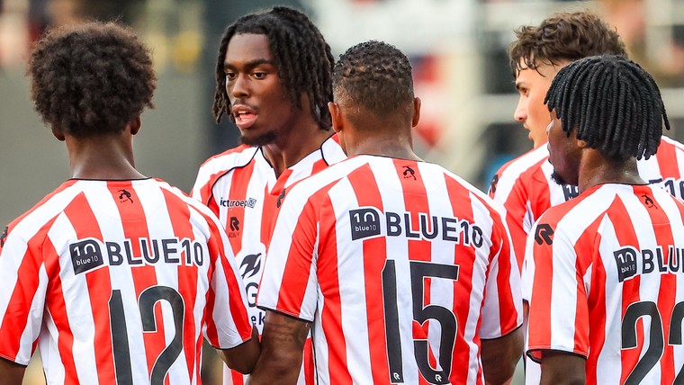 Voorbereiding Eredivisie: Seedorf maakt weer hattrick bij Sparta