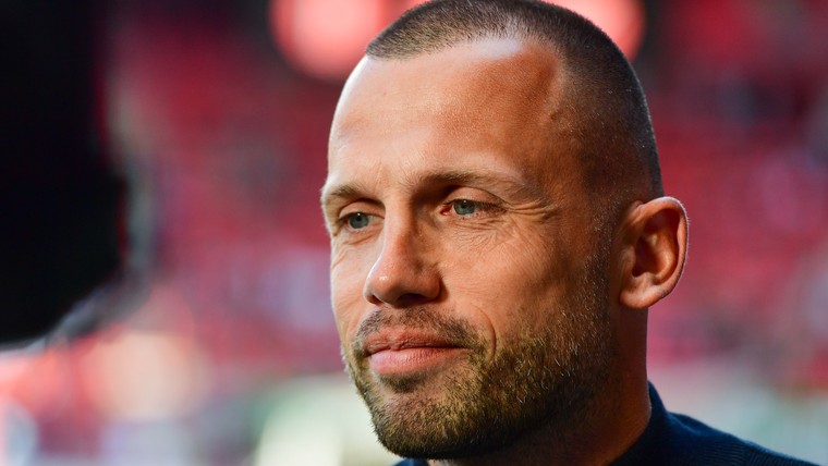 Heitinga tevreden na eerste trainingsweek: 'Iedereen wil een bijdrage leveren'