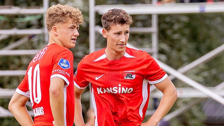 PSV meldt zich opnieuw bij AZ en wil behalve Van Bommel ook Mijnans 