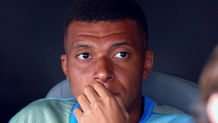 Mbappé laat daags voor weerzien met PSG aanklacht tegen oude club vervallen